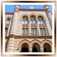 Facciata in stile moresco della Sinagoga di Rumbach Sebestyen utca progettata da Otto Wagner a Budapest